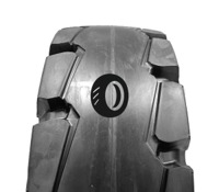 Foto pneumatico: CAMSO-SOLIDEAL, RES 330 140/55 R9  Estive
